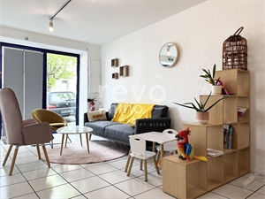 immeuble mixte à la vente -   79000  NIORT, surface 106 m2 vente immeuble mixte - GAR050548